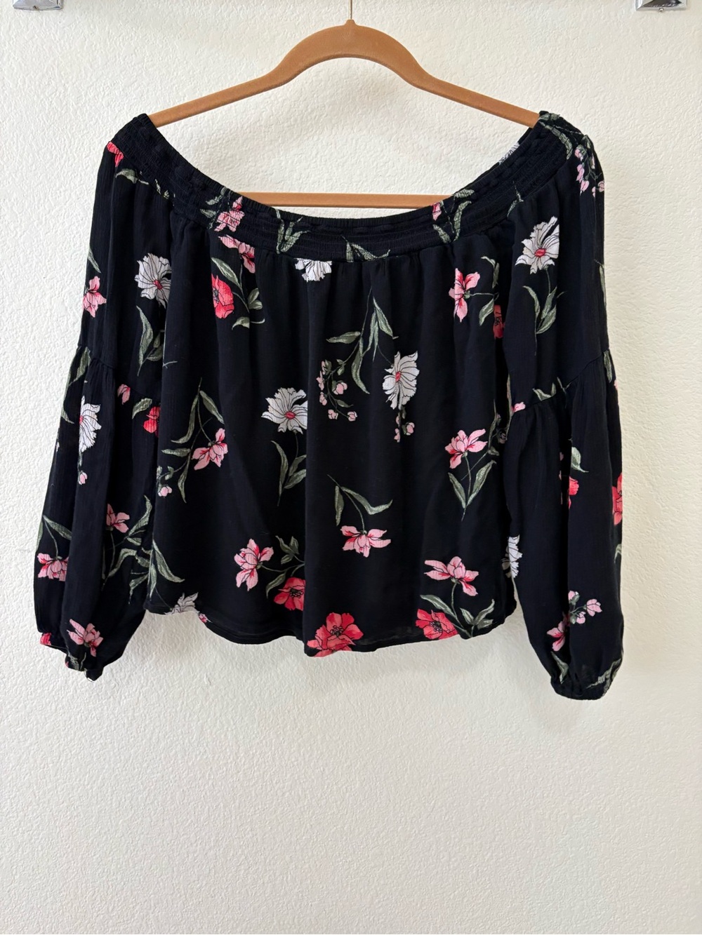 Hollister Black Off-Shoulder Floral Blouse with Pink & White Flowers